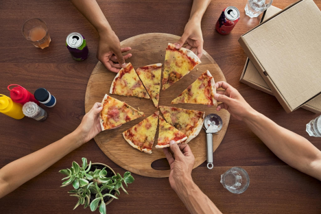 Not Another Pizza Party: How to Incentivize Your Employees to Give Graciously